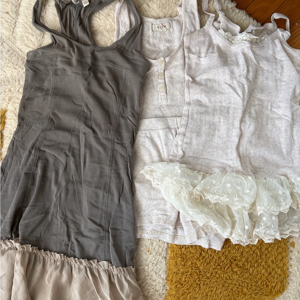 Anthropologie Gray and White Chemises/ PJs with Lace Detail size SM/XS